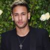 Solteiro, Neymar comentou recentemente, rotina sem namorada na Europa: 'Difícil ficar sozinho'