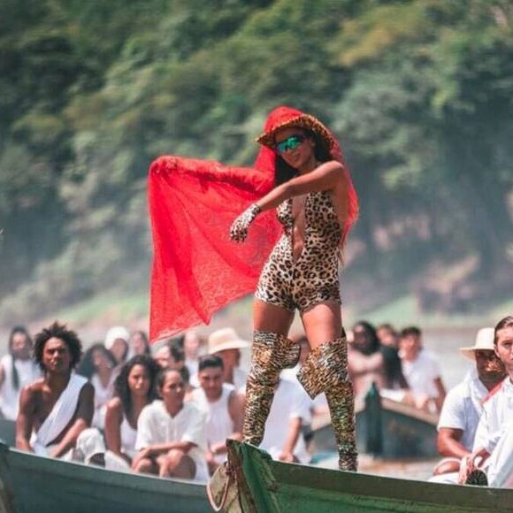 Em 'Is That For Me', Anitta aparece dentro de um rio da Amazônia, no Norte do Brasil: 'Foi uma ideia minha. A ideia é mostrar o quanto a nossa floresta é incrível'