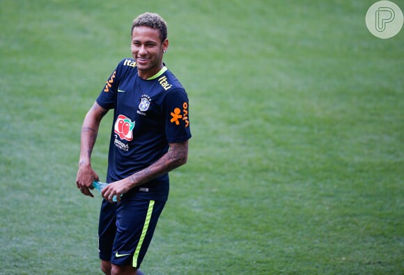 'Mas a gente se acostuma', ponderou Neymar
