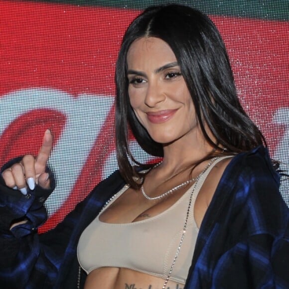 Cleo Pires saiu do manequim 36 para o 40: 'Engordei horrores'