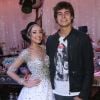 Bianca Vedovato posa com Rafael Vitti em sua festa de 15 anos