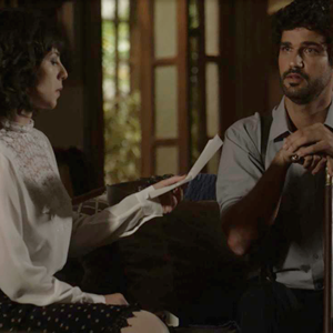 'De repente cai o mundo em cima dele. Ele recebe uma notícia falsa. Uma carta escrita por Lucinda e dizendo que ela [Maria Vitória] casou e foi embora. Ele, obviamente, desaba', disse Bruno Cabrerizo