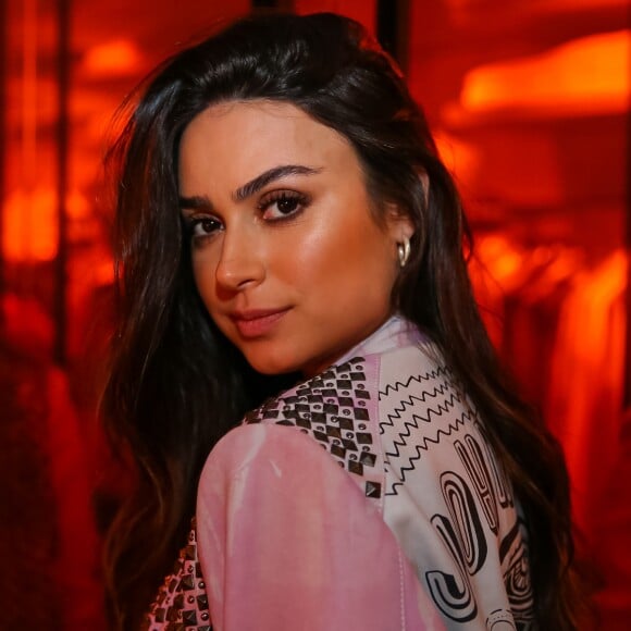 'Sempre fui muito católica, fiz catecismo, crisma, participei de grupo jovem', explica Thaila Ayala sobre religião