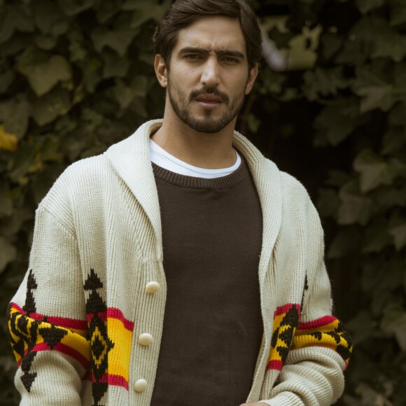 A Globo substituiu Renato Góes por Rômulo Estrela para evitar o desgaste da imagem do ator, que foi protagonista da supersérie 'Os Dias Eram Assim'