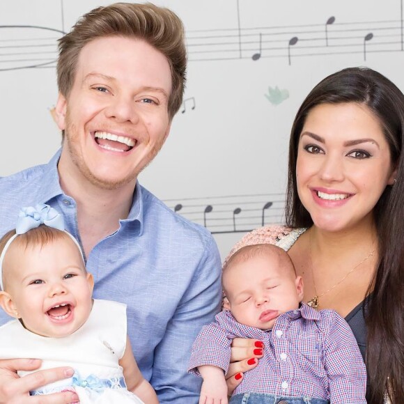 Thais Fersoza cita mudanças na gravidez de Teodoro e na de Melinda em vídeo nesta segunda-feira, dia 16 de outubro de 2017