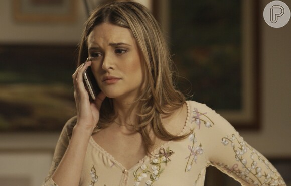 Simone (Juliana Paiva) tentou ajudar Silvana (Lília Cabral) com o vício em jogos na novela 'A Força do Querer'