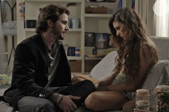 Ritinha (Isis Valverde) também aceitou se reconciliar com Ruy (Fiuk) na novela 'A Força do Querer'