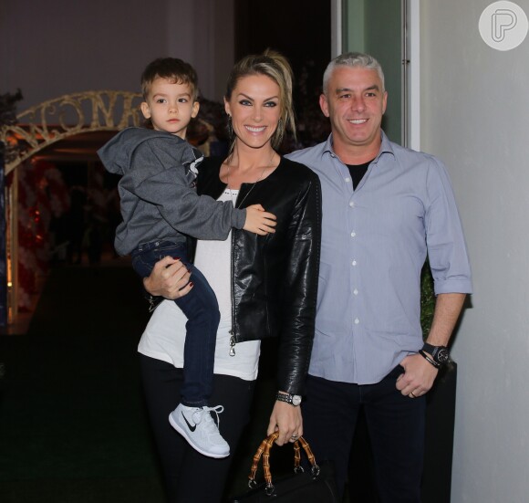 Casada com Alexandre Correa, Ana Hickmann registrou boletim de ocorrência contra internauta que xingou seu filho