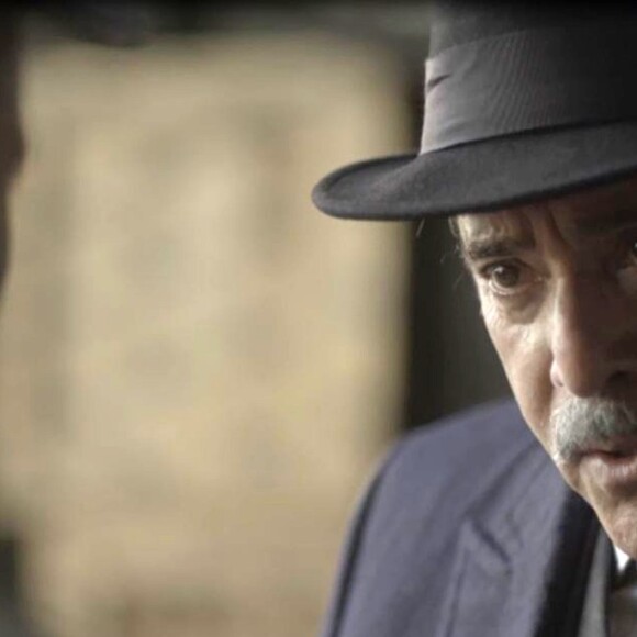 Na novela 'Tempo de Amar', José Augusto (Tony Ramos) vai para Lisboa em busca de sua neta