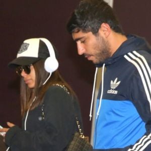 Anitta posa com o namorado, Thiago Magalhães, em 21 de outubro de 2017