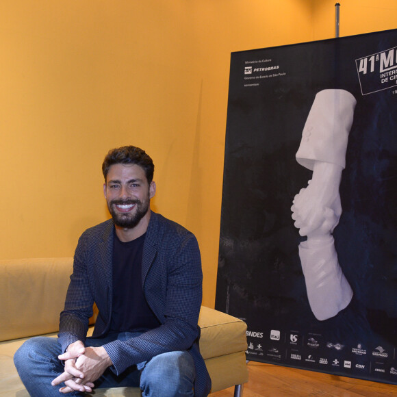 'Não Devore meu Coração' é inspirado em contos de Joca Reiners Terron e fala sobre o massacre de índios na América Latina 