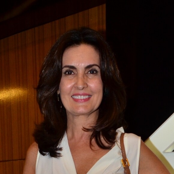 Fátima Bernardes teria faturado R$ 2 milhões entre merchans e salários no mês de setembro