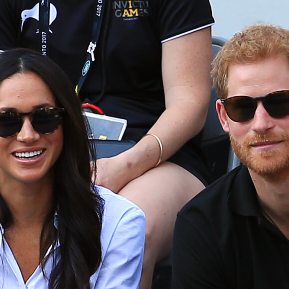 Príncipe Harry e a namorada, Meghan Markle, vão morar juntos em novembro de 2017