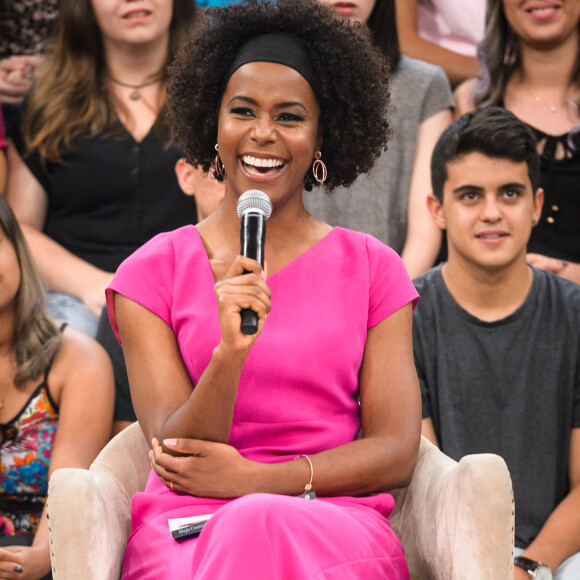 'Maju causando, arrasando nas redes sociais! Parabéns', elogiou William Bonner sobre desempenho de Maria Júlia Coutinho no 'Jornal Hoje'