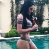 Graciele Lacerda mostrou a boa forma ao publicar uma foto de biquíni no Instagram na quarta-feira, 25 de outubro de 2017