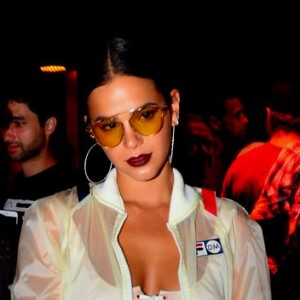 Bruna Marquezine tem sido criticada por causa dos seus looks despojados