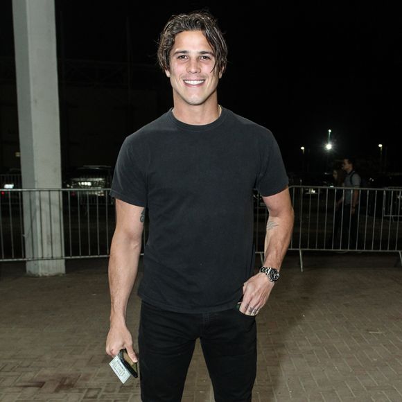 Romulo Neto esteve no show de John Mayer no Rio de Janeiro