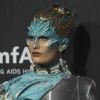 A top Alla Kostromichova investiu em um visual alienígnea para a festa de Halloween Fabulous Fund Fair, realizada em Nova York em 28 de outubro de 2017