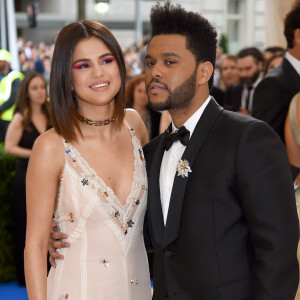 Selena Gomez e The Weeknd tomaram a decisão à dois de colocar um fim no namoro
