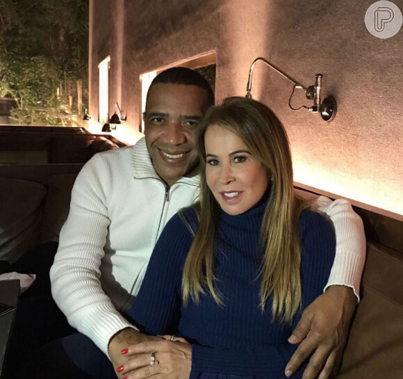 Namorando Marco Antonio Teles, Zilu Camargo pretende marcar a data do casório para 2018 