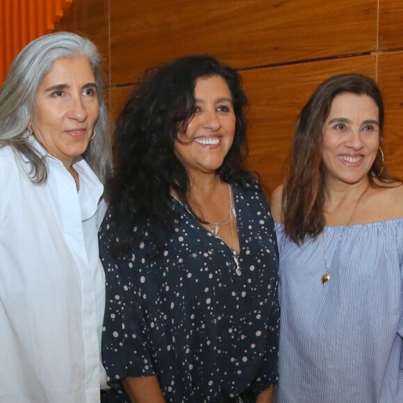 Regina Casé prestigiou o lançamento da série documental 'Asdrubal Trouxe o Trombone', grupo do qual fez parte nos anos 1980