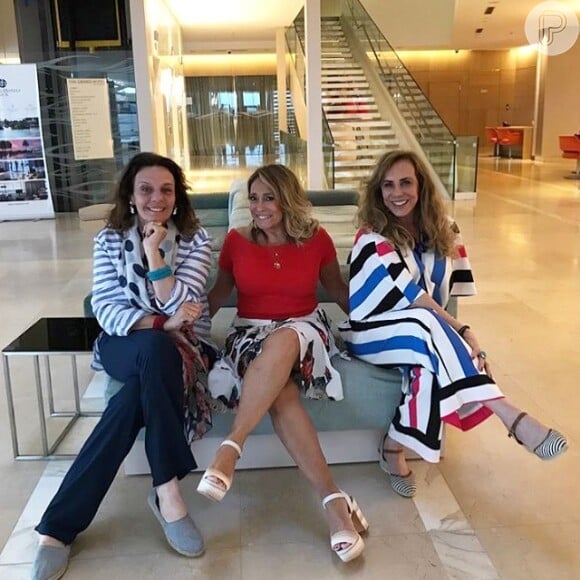 Susana Vieira posta foto com Arlete Salles e Rosi Campos no hall do The Grand Hotel, localizado em Punta Del Este, no Uruguai