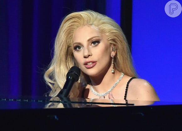 'É falso', afirmou um representante oficial de Lady Gaga ao site 'Gossip Pop'