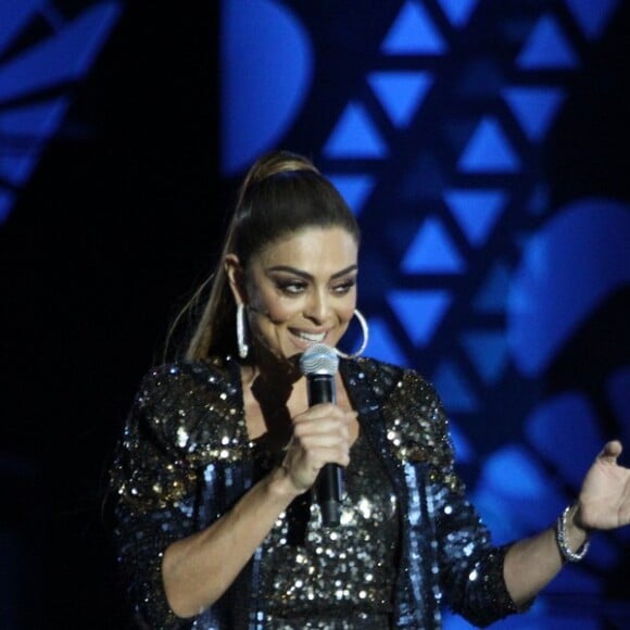 Juliana Paes participa do Festeja Brasil, festival de música no Rio de Janeiro