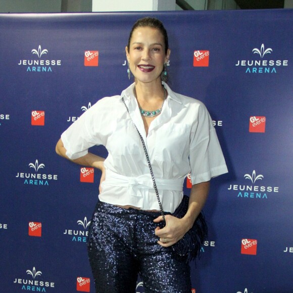 Luana Piovani prestigia show de Jack Johnson na Jeunesse Arena, na Barra da Tijuca