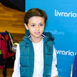 Arthur, filho de Eliana, é fruto do casamento da apresentadora com o produtor musical João Marcelo Bôscoli