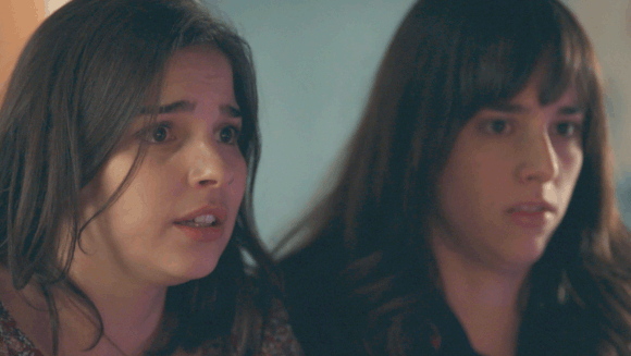 Na novela 'Malhação', Lica (Manoela Aliperti) ficará arrasada após o rompimento da amizade com Keyla (Gabriela Medvedovski)