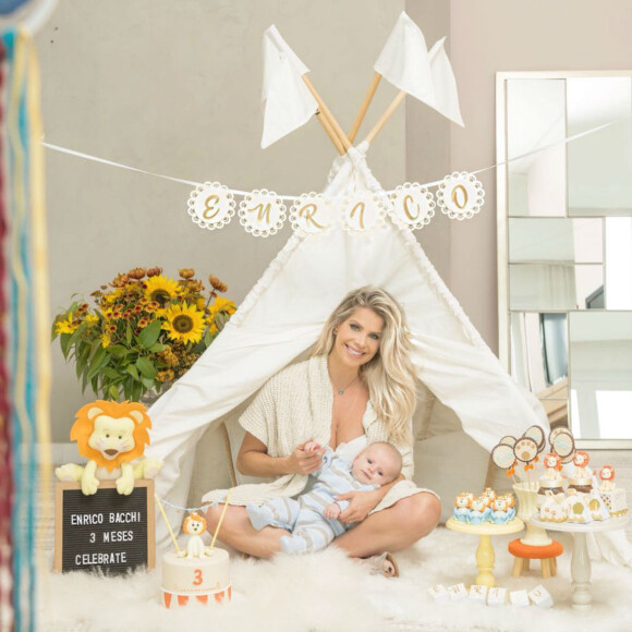 Enrico é o primeito filho de Karina Bacchi e fruto de uma produção independente