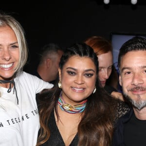 Preta Gil reuniu famosos como Adriane Galisteu e o marido, Alexandre Iódice, no lançamento do videoclipe de 'Vá Se Benzer', em São Paulo, na quinta-feira (9)