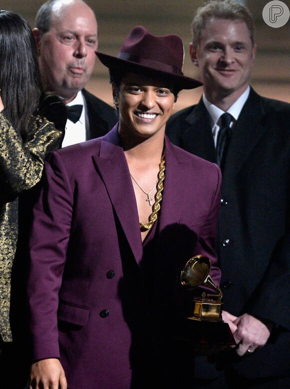 Namorada de Bruno Mars e cantor se conheceram de forma inusitada: saiba  como artista se encantou por Jessica Caban em Nova York!