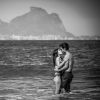 Na novela 'Malhação', Benê (Daphne Bozaski) e Guto (Bruno Gadiol) namorarão no Rio de Janeiro