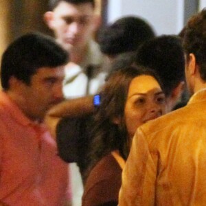 Joaquim Lopes fotografado com com a bailarina do Faustão Yanca Guimarães na Zona Sul do Rio de Janeiro