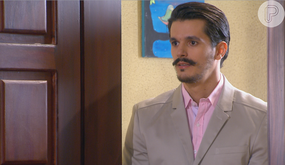 André (Bruno Lopes) diz a Cecília (Bia Arantes) que vai esperar o tempo necessário para conseguir ficar com ela, na novela 'Carinha de Anjo'