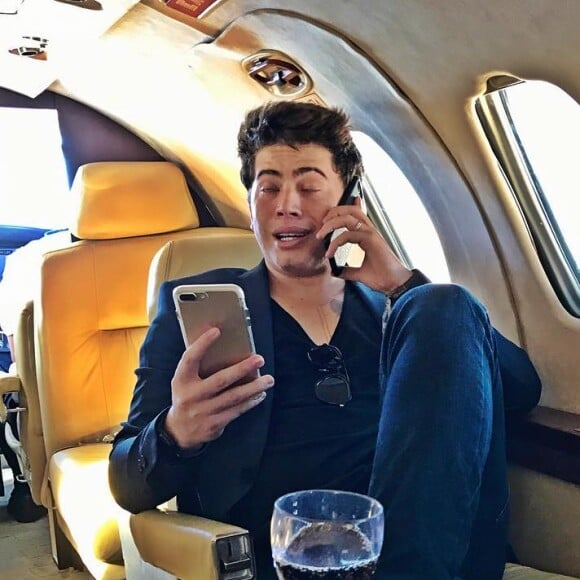 Em 2017, Whindersson Nunes levou o seu stand-up comendy 'Proparoxítona' para cidades da Europa como Lisboa, Braga e Amsterdam