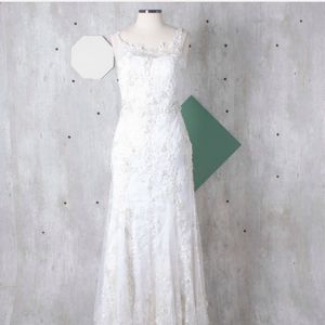 O vestido de noiva de Fiorella Mattheis pode ser comprado por R$ 14 mil