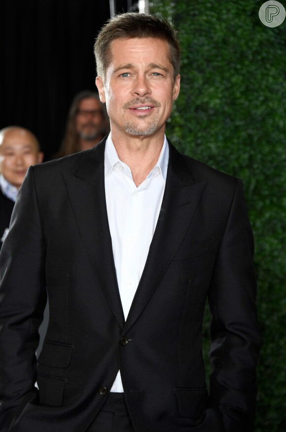 Através de uma fonte, Brad Pitt negou o romance com a princesa de Mônaco