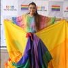 Como um arco-íris: Preta Gil exibiu produção pra lá de colorida nos bastidores da Parada LGBTI em Copacabana, no Rio de Janeiro, na tarde deste domingo, 19 de novembro de 2017