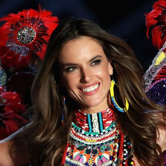 Despedida de Alessandra Ambrosio marca Victoria's Secret Fashion Show nesta segunda-feira, dia 20 de novembro de 2017