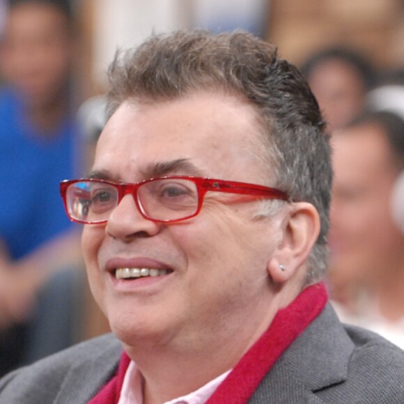 Walcyr Carrasco negou que irá abordar pedofilia na novela 'O Outro Lado do Paraíso' e cortar Estela (Juliana Caldas) da trama