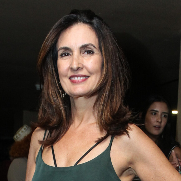 Fátima Bernardes se divertiu com fala de convidada do 'Encontro': 'Digamos que o baile foi longo, o intervalo do baile foi longo, mas estou querendo pegar as dicas todas'