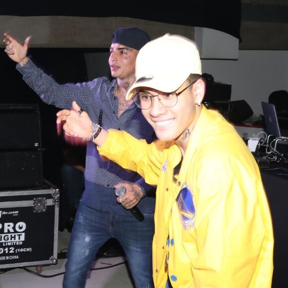 MC Guimê dividiu os palcos com MC Kevinho e agitou convidados do camarote Stadium nos intervalos do show de Bruno Mars