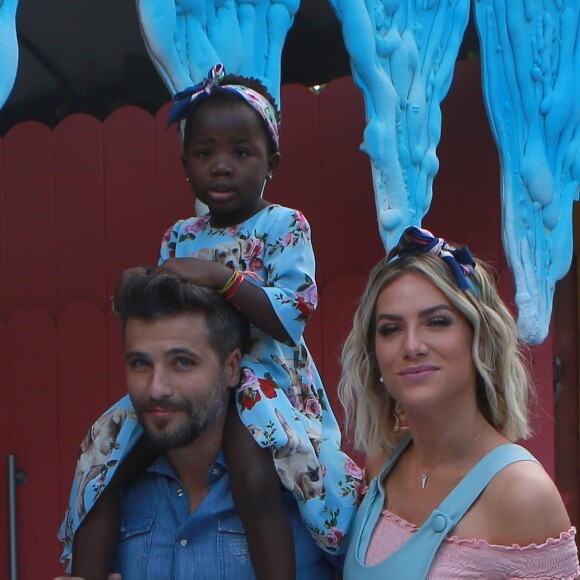 Pais de Títi, Giovanna Ewbank e Bruno Gagliasso nunca fizeram tratamento para ter filhos