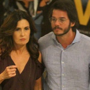 Túlio Gadêlha mostrou foto com a namorada, Fátima Bernardes, durante viagem ao Recife: 'Sonho leva a gente para frente'