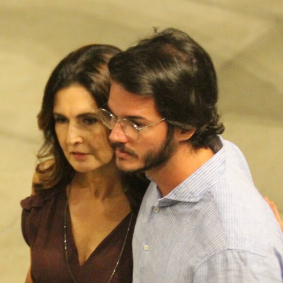 Fátima Bernardes e Túlio Gadêlha foram apresentados por produtora do 'Encontro'