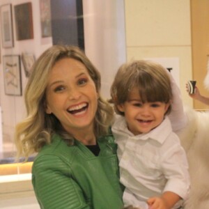 Fernanda Rodrigues é mãe dos pequenos Luisa, de 7 anos, e Bento, de 1