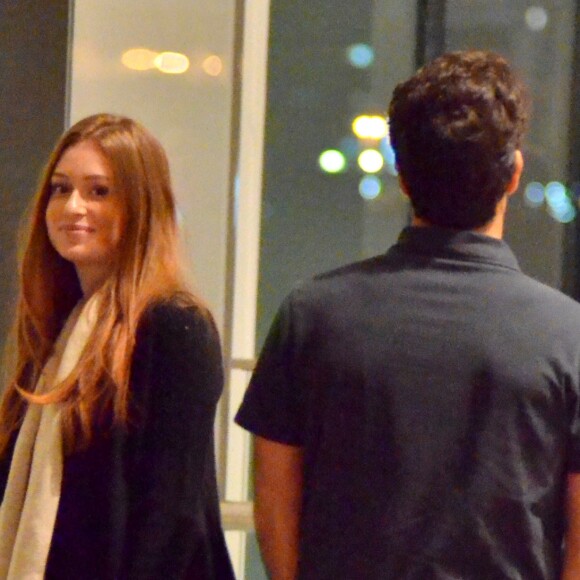 Marina Ruy Barbosa, mulher de Xandinho Negrão, se prepara para voltar ao ar na pele de Amália da novela 'Deus Salve o Rei', prevista para estrear em janeiro